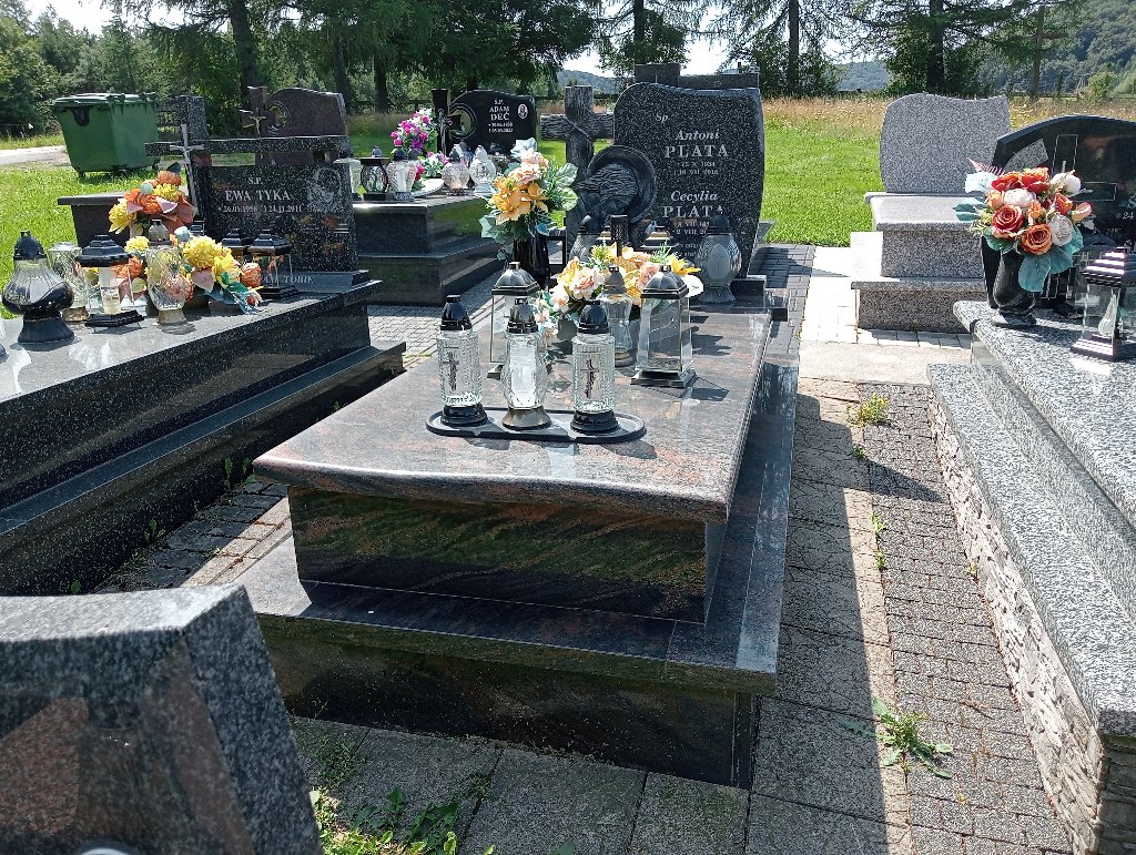 Grób Cecylia Plata