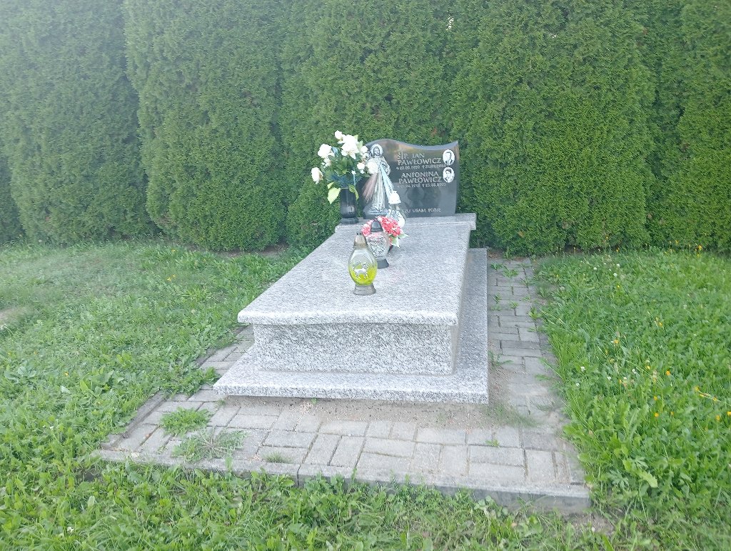 Grób Antonina Pawłowicz